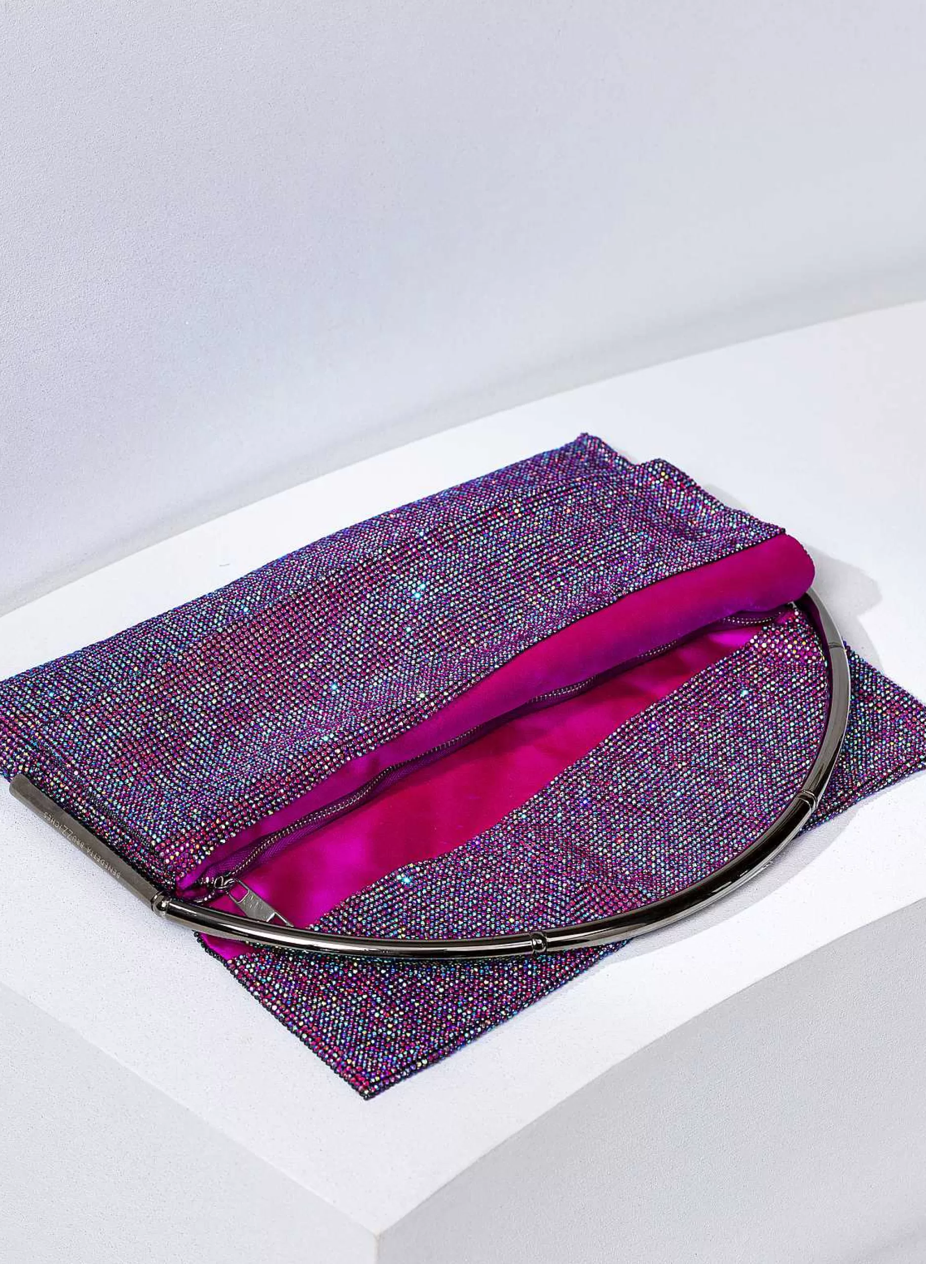 Crystal Bag>Benedetta Bruzziches Travolta Da Un Insolito Destino The Merry Wives Of Windsor
